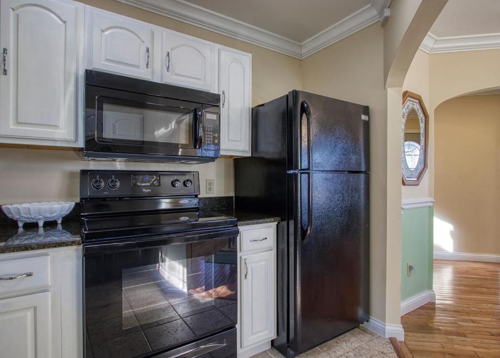 Ober Hideaway, Hot Tub, Wifi, 1089 Free Tickets Each Paid Day, Dollywood And More Gatlinburg Bagian luar foto