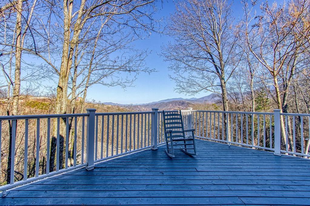 Ober Hideaway, Hot Tub, Wifi, 1089 Free Tickets Each Paid Day, Dollywood And More Gatlinburg Bagian luar foto